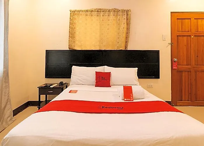 Reddoorz @ Vcat Apartelle Sampaloc