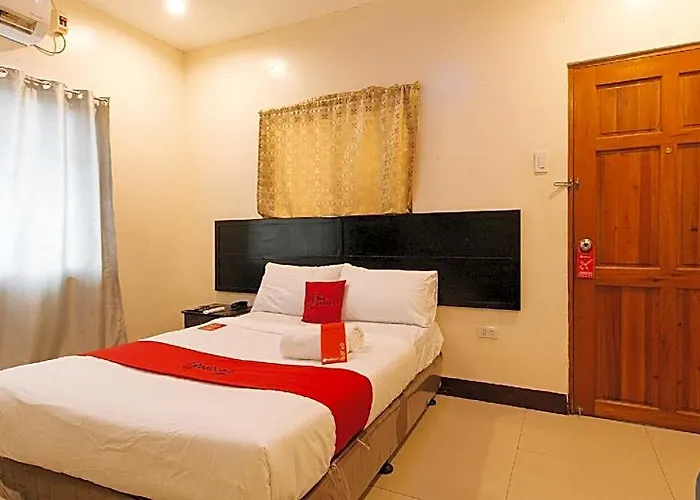 Reddoorz @ Vcat Apartelle Sampaloc Манила
