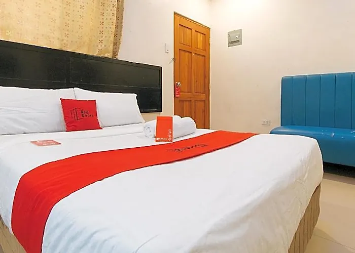 Reddoorz @ Vcat Apartelle Sampaloc