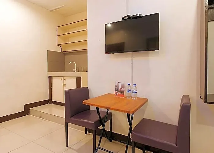 Reddoorz @ Vcat Apartelle Sampaloc Отель Манила